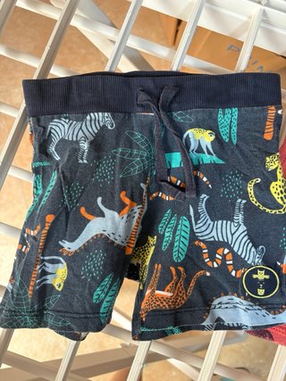 2 Pantalones cortos niño Talla 74 cm
