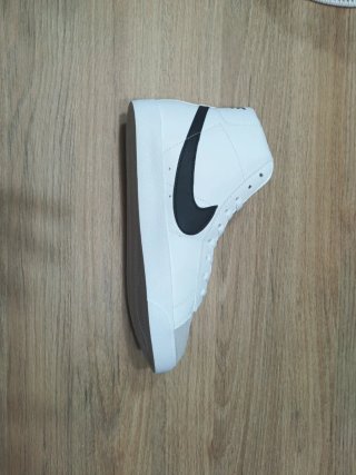 Nike Blazer Mid 77 Zapatillas Blancas - Talla 41