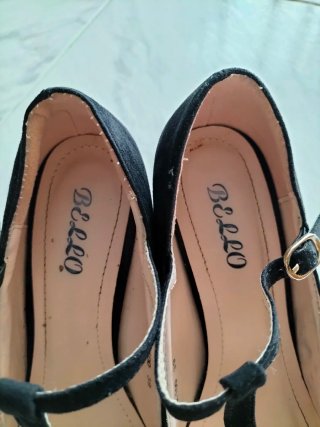 Zapatos de tacón negros