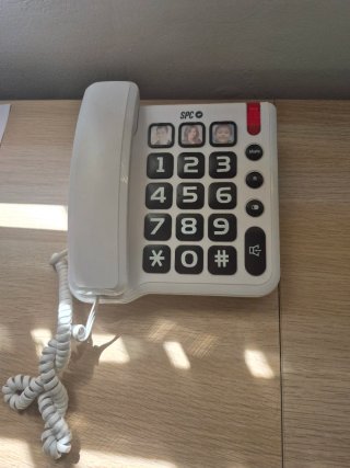 Teléfono SPC Comfort Numbers para mayores