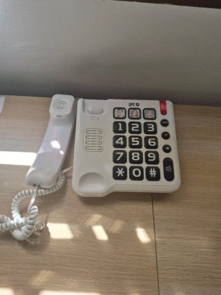 Teléfono SPC Comfort Numbers para mayores