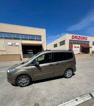 Ford  Tourneo courier titanium 2019