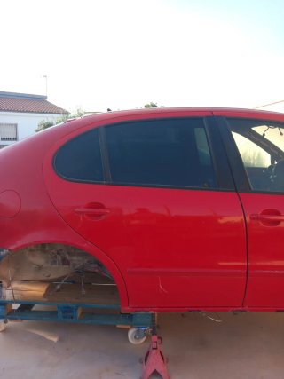 Puerta  seat leon fr arl trasera derecha