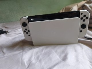 Nintendo Switch OLED + Accesorios + Extras