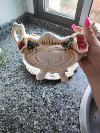 Sopera Vintage Porcelana con Plato