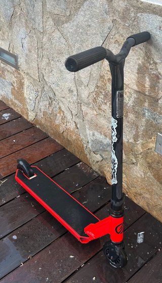 Patinete Scooter Freestyle Rojo y Negro
