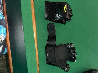 Kit Muay Thai: Guantes y protectores