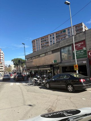 Local comercial en venta en Catalunya - Fontetes en Cerdanyola del Vallès