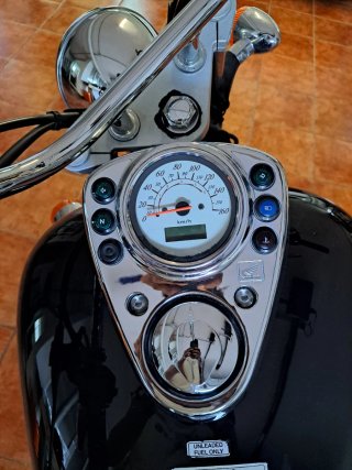 Honda Shadow 125 Negra. Revisión reciente.