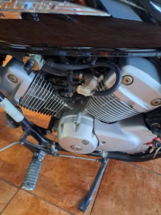 Honda Shadow 125 Negra. Revisión reciente.