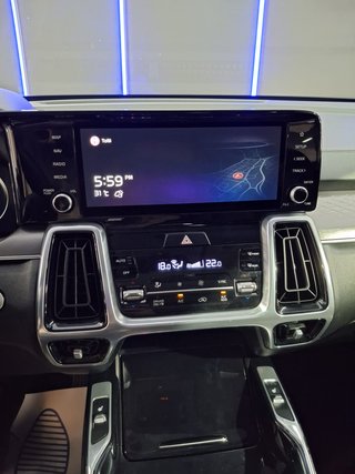 - KIA SORENTO - 1600 CC - 265 CV - 119.917 KM - AU