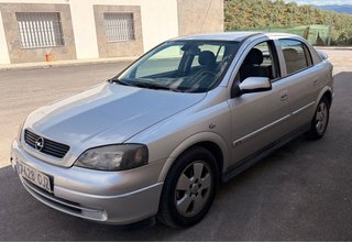 Opel Astra 2.0 Dti con Transferencia