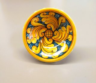 Centrotavola alzata in ceramica siciliana