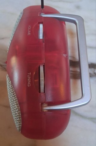 Radio Portatile Lycia Y2K Rossa trasparemte Funzio