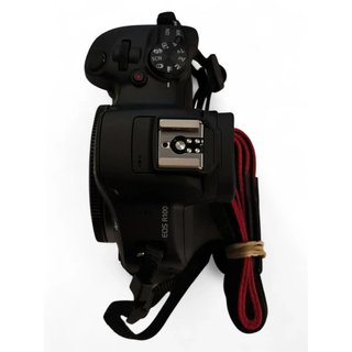 CAMARA CANON EOS R100 + CARGADOR Y CAJA
