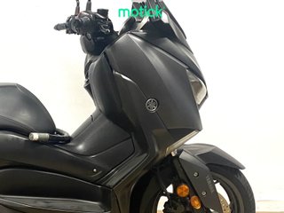 YAMAHA XMAX 125