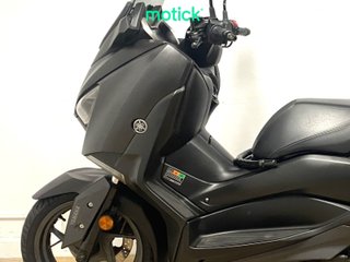 YAMAHA XMAX 125