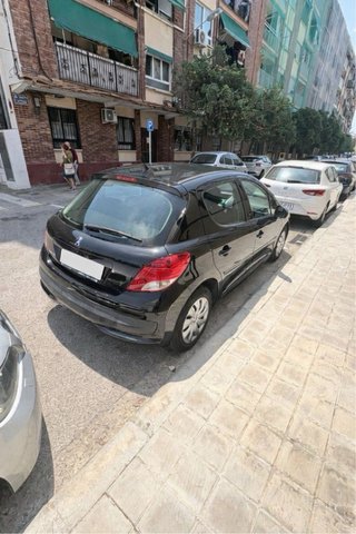 Peugeot 207 2011