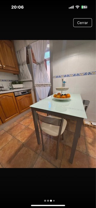 Mesa de cocina/comedor cristal y metal