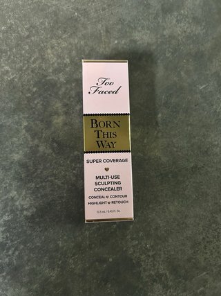 Too Faced Born This Way Corrector Tono Vanilla