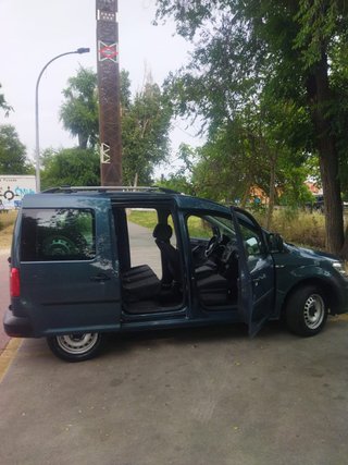 Vendo Volkswagen Caddy modelo diciembre de 2018
