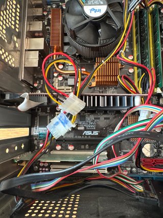 PC Antigua ASUS 2GB RAM