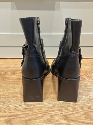 Botines negros Stradivarius  Envío gratis Madrid