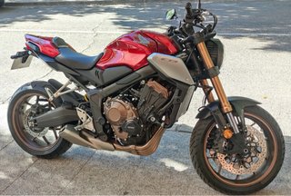Honda CB650R 2019 - 18.500 km