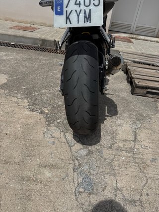 Honda CB650R 2019 - 18.500 km