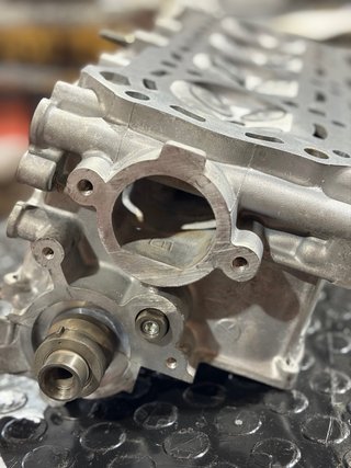 Culata G13B/G16B reconstruida completa