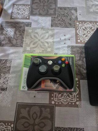 Xbox 360 Slim