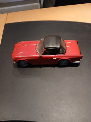 Maqueta Triumph TR4A Escala 1:38