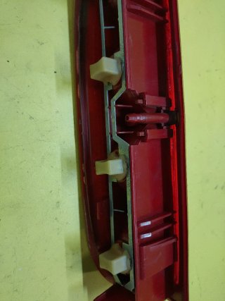 TERCERA LUZ FRENO PEUGEOT 30SW FAMILIAR 6350Q2
