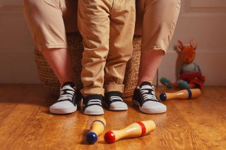 Zapatillas urbanas negras infantiles barefoot