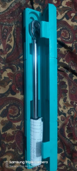 Llave dinamométrica Wisetool con maletín