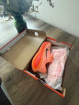 Nike Vomero Plus Talla 41 [NUEVAS]