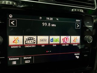 Volkswagen Golf GTI Performance 2.0 TSI 180kW(245C