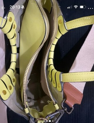 Borsa pelle gialla con tracolla colorata