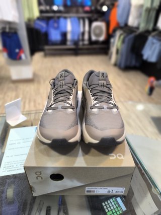 Zapatillas On Cloudsurfer Trail WP Hombre Talla 42