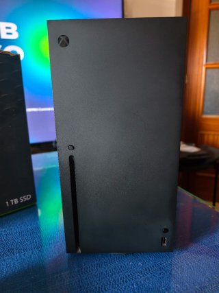 Xbox Series X 1TB + 2 Controller