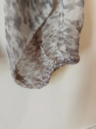 Blusa estampada manga larga