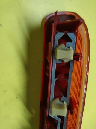 TERCERA LUZ FRENO PEUGEOT 30SW FAMILIAR 6350Q2