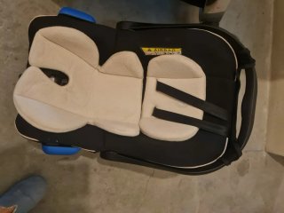 Carro de bebé y silla de coche con isofix