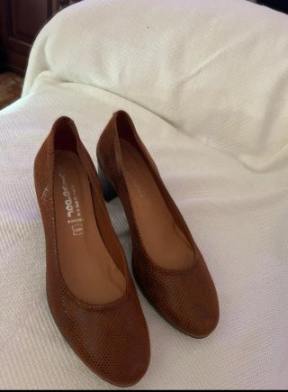 Zapato salón piel tacón
