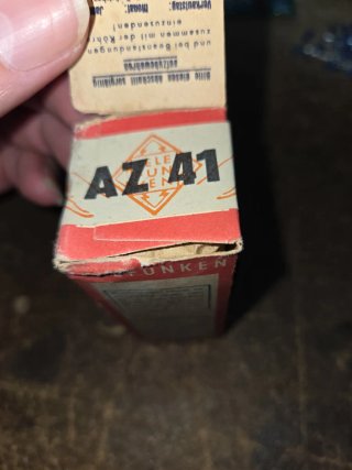 Válvula AZ41 radio antigua de valvulas