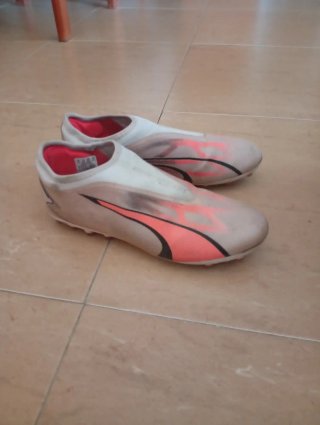Botas Fútbol Nike Mercurial Talla 39 cómo nuevas.