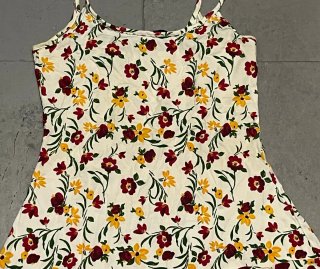 Vestido floral blanco y multicolor