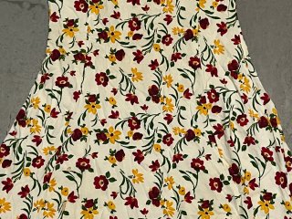 Vestido floral blanco y multicolor