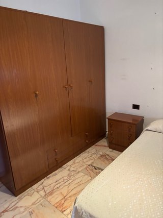 Armario de madera