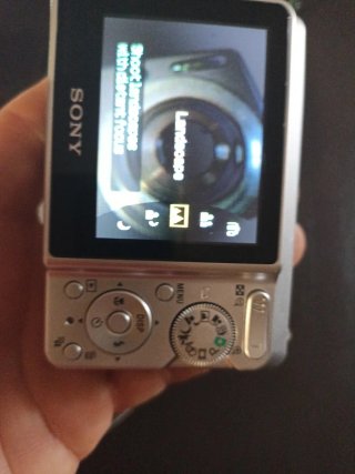 Due fotocamere Sony DSC-W730 Cyber-shot 7.2 MP
